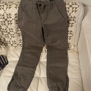 BR slim utility pant